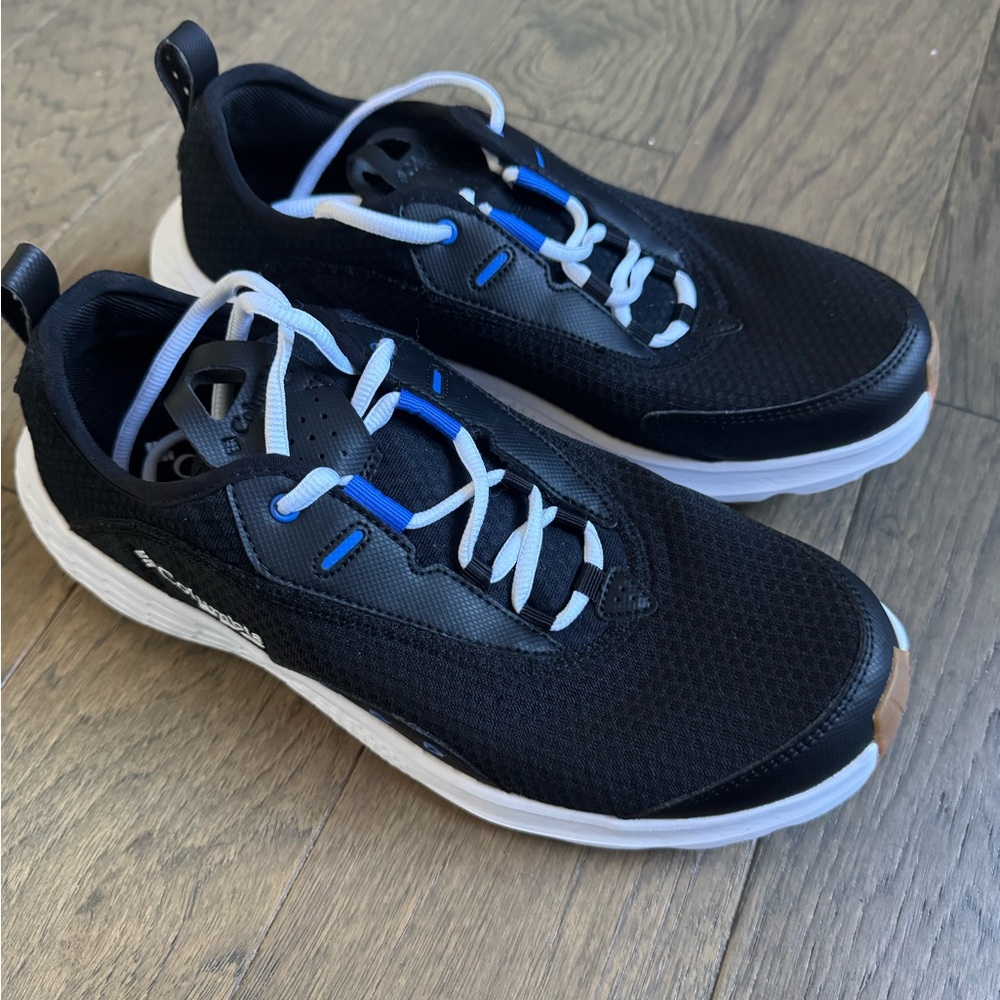 Cast back PFG Shoes from Columbia. Brand new